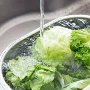 فواید نوشیدن آب کاهو برای سلامتی