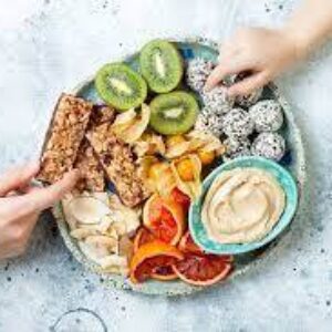 چگونه میان وعده بر اشتها و وزن تأثیر می‌گذارد